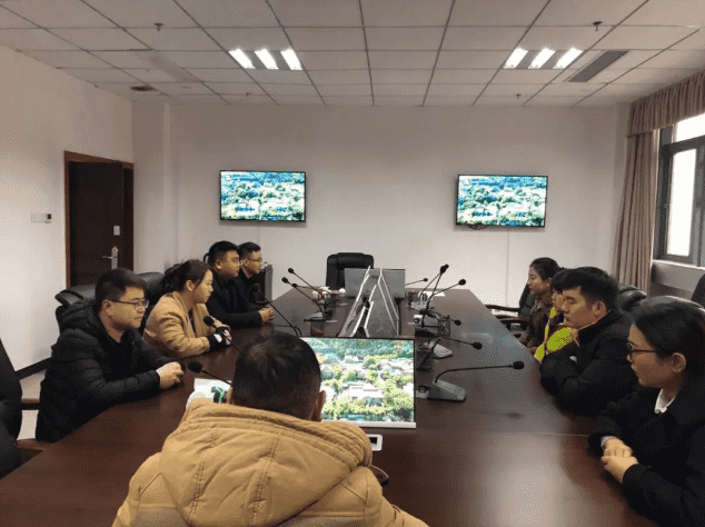 市城投集团公司组织收看《一抓到底正风纪—秦岭违建别墅整治始末》警示教育新闻专题片