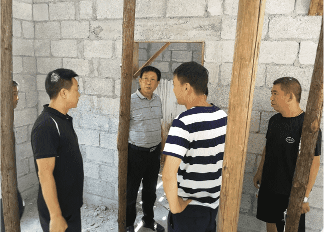 市城投集团公司深入帮扶村开展扶贫调研工作及宣讲市委二届七次全会精神