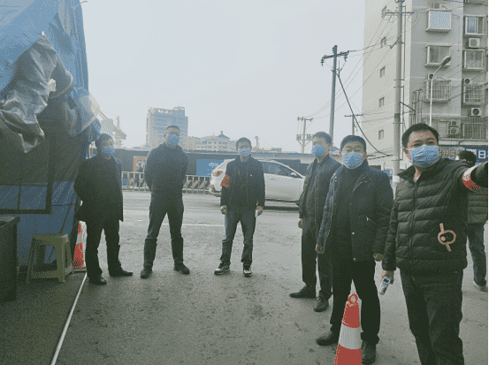 市城投集团公司领导看望慰问抗疫一线值守党员干部