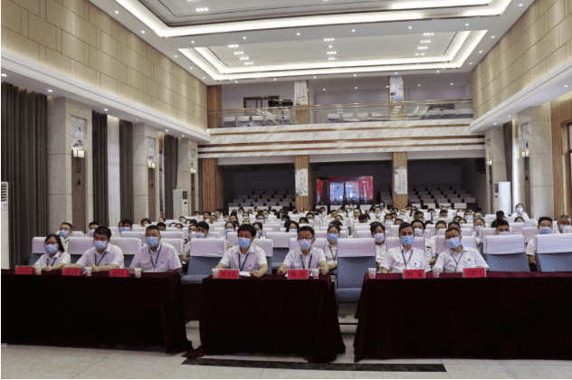 市城投集团水投公司党总支组织集中收看全省、全市2020年脱贫攻坚“七一”表彰大会