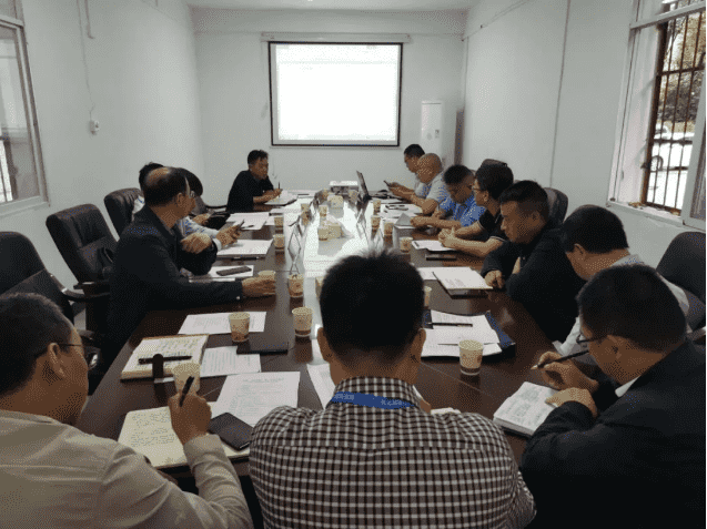 铜仁城投集团召开第二人民医院二期工程项目建设工作专班座谈会