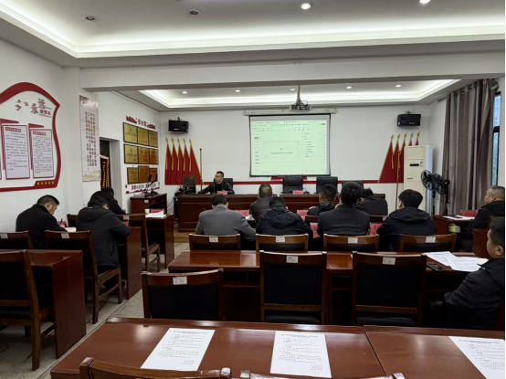 铜仁城交集团组织开展充电桩基础知识与安全运营学习宣传专题培训