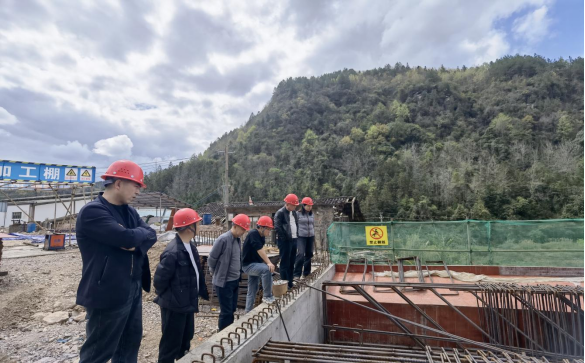 铜仁城交集团交建公司开展清明汛期安全环保专项督查